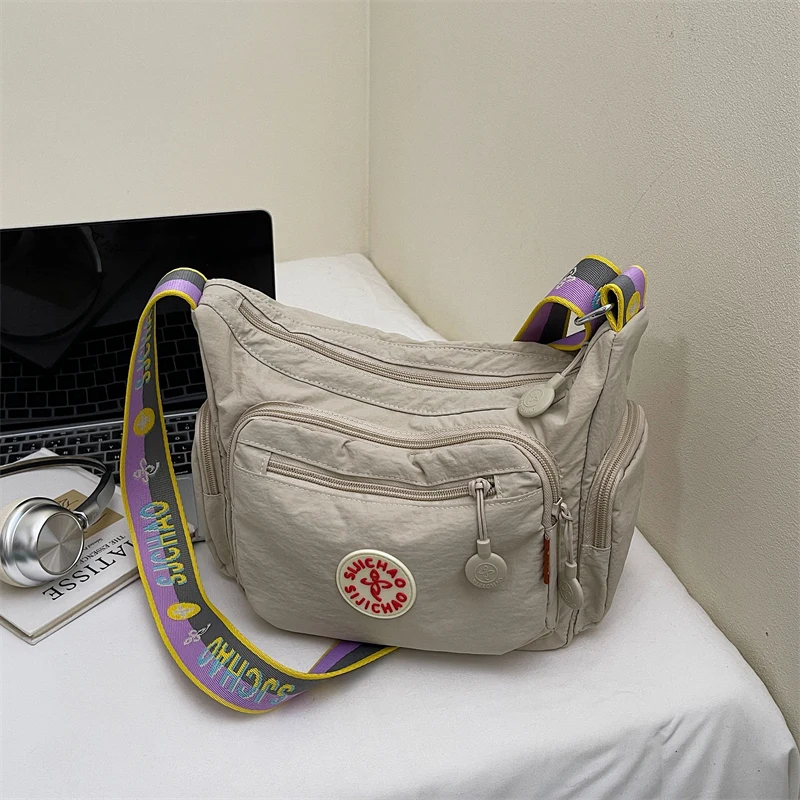 Leichte Umhängetasche für Damen aus gewaschenem Stoff mit mehreren Taschen, vielseitige lässige Umhängetasche – Detail 10