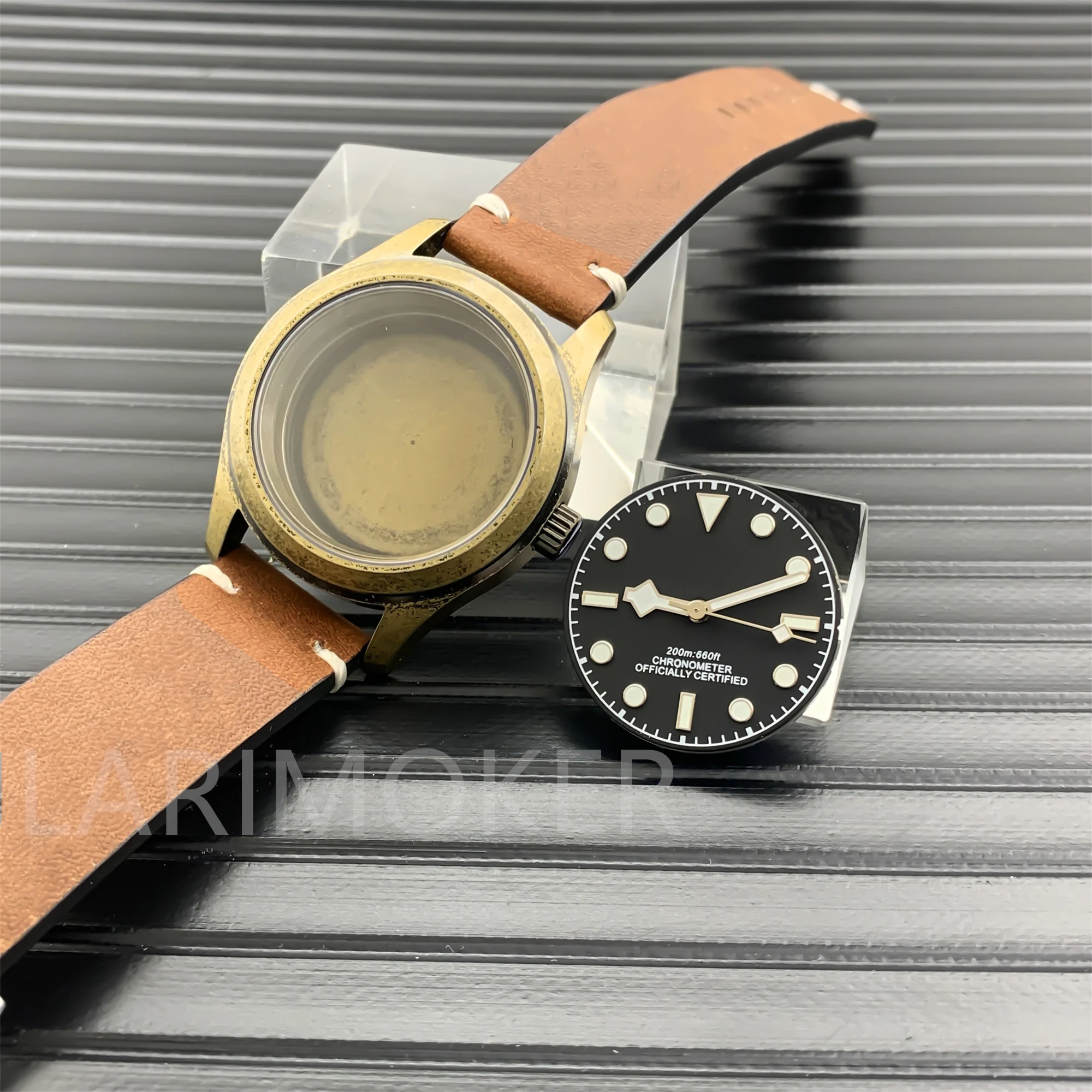 Bronze Pilot Case with Glow-in-the-Dark Dial & Rubber Strap