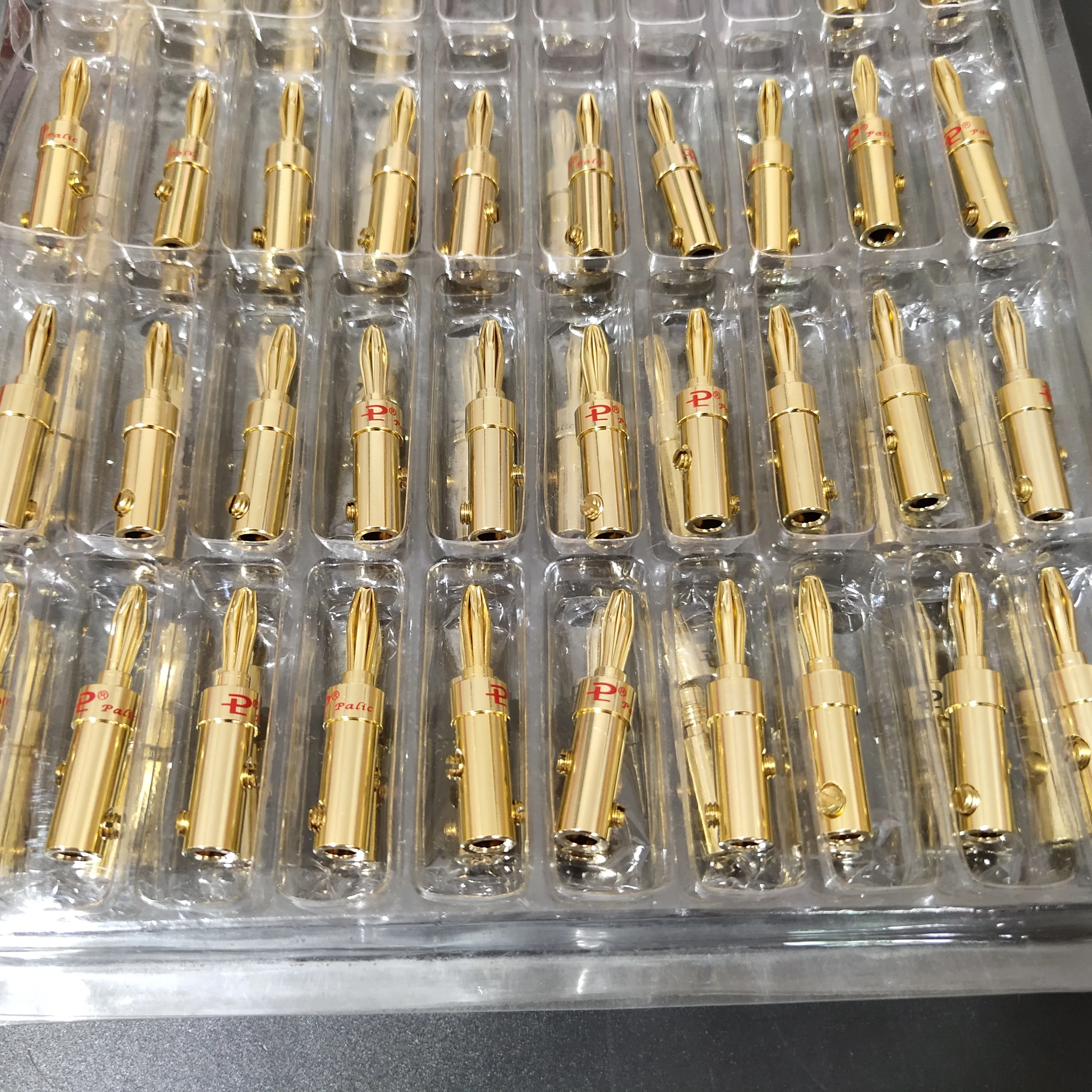 Große menge Neue Kostengünstige Pailiccs Kupfer Vergoldet Freies Schweißen Bananen Stecker HIFI Audio Lautsprecher Kabel Stecker