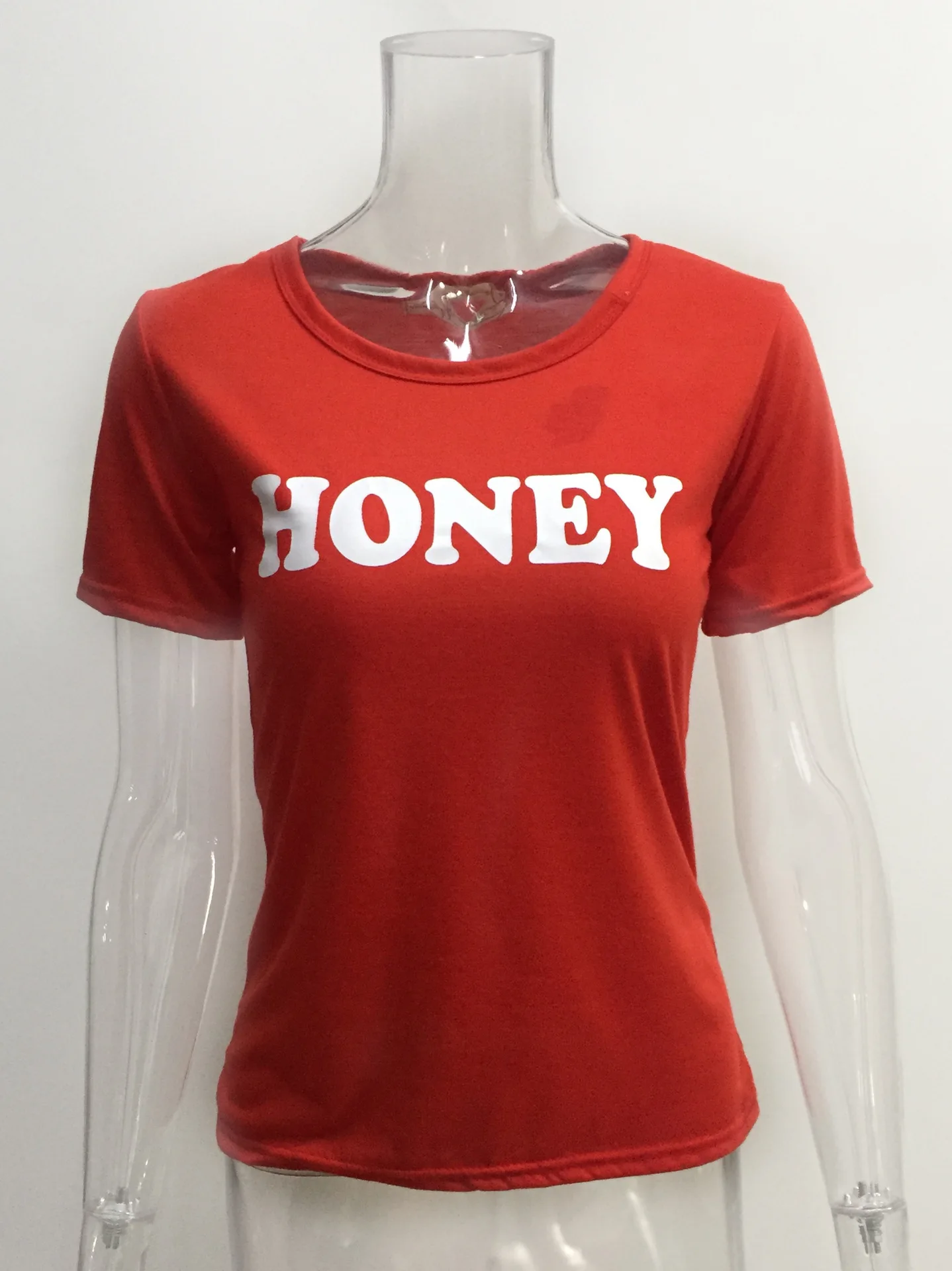 Рисунок 5 - Женская футболка с круглым вырезом