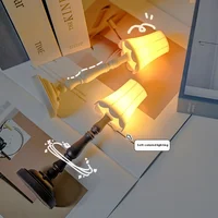 Lampe de nuit rétro pour chambre à coucher, atmosphère, cadeau créatif, petite lampe de Table européenne, décoration de bureau, jouets d'ornements 2
