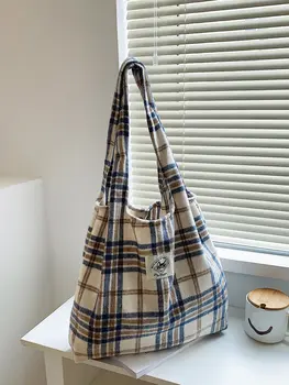 Borsa Tote Casual Retrò a Quadri, Grande Capacità, Morbida e Resistente in Tela, Adatta per il Pendolarismo Quotidiano