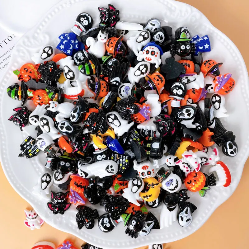 

30pcs Spooky Fun Decoration Nail Rhinestones 3D Perfect Halloween Nail Art Resin Charms Witch Ghost Bat Design Accessories DIY