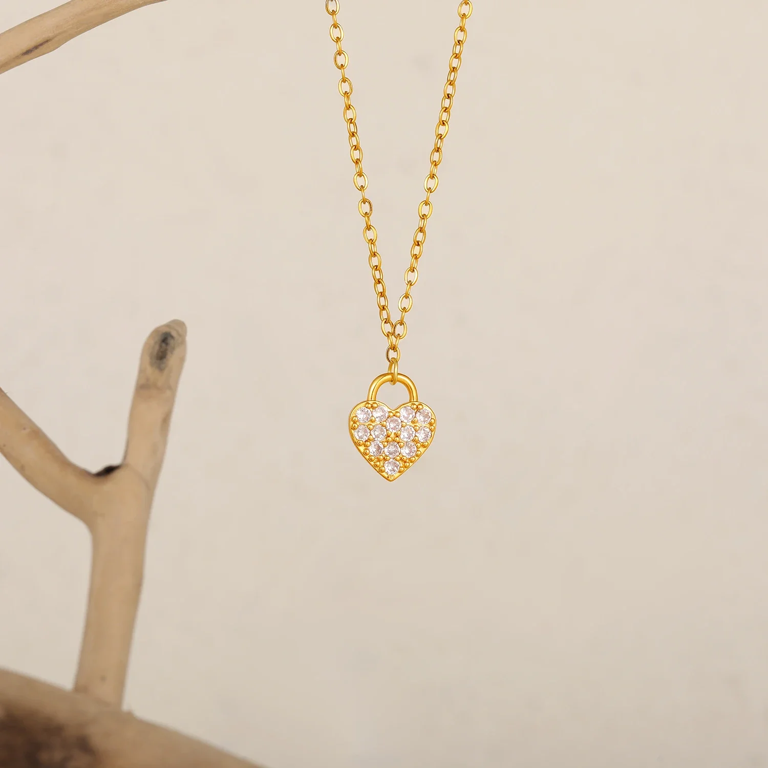 Elegant Mini Lock Love Heart Pendant Neckalce Collarbone Chain Choker Stainless Steel Waterproof Fashion Jewelry Holiday Gift