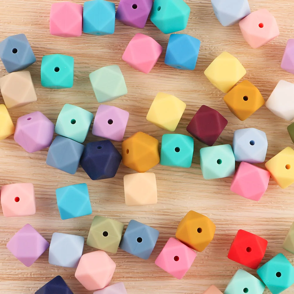 Set of 10 Pearl Hexagon Silicone Beads