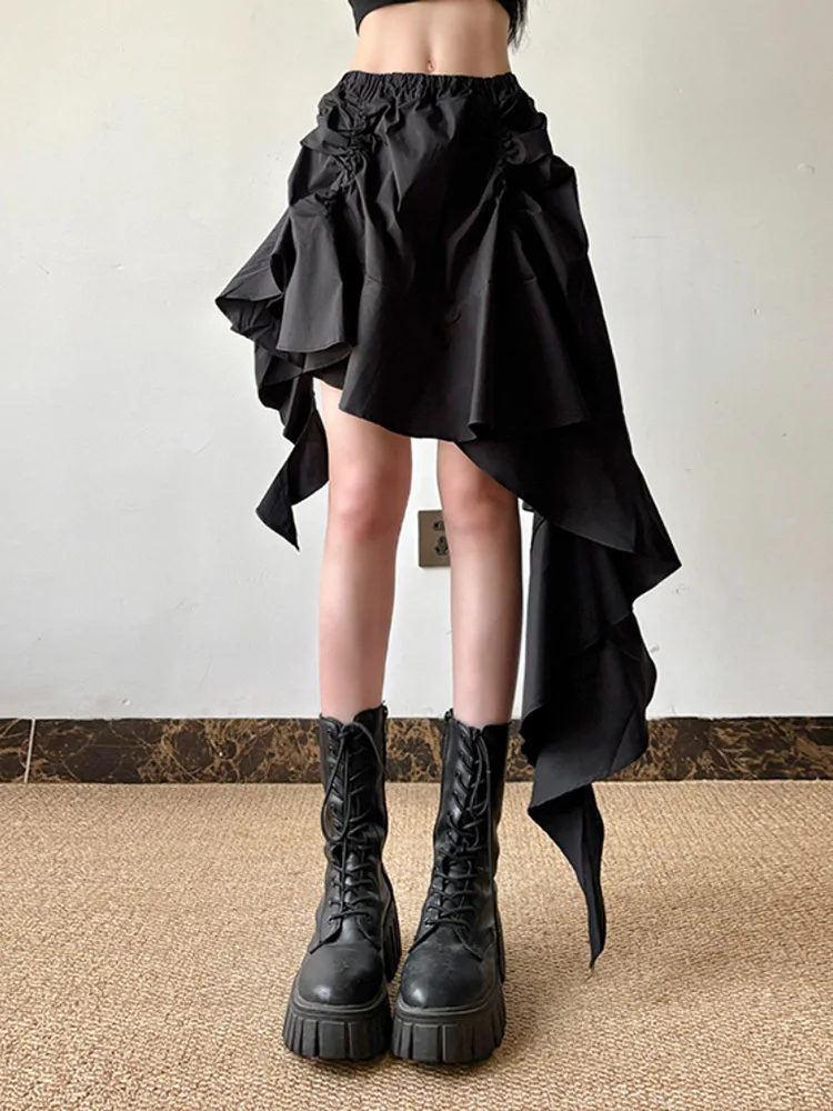 [EAM] High Elastic Waist Black Irregular Design Ruffles Mini Half-body Skirt Women Fashion Tide New Spring Autumn 2026 1DJ0530