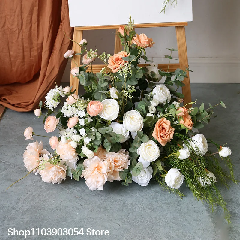 Champagnerweiße Rose mit grünen Blättern, hängende Blumenreihe, Dekoration für Hochzeitshintergrund, Tischdekoration, Ballveranstaltung, Gangdekoration, Bodenblumenrequisiten