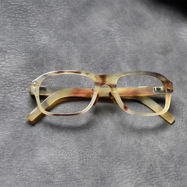 레트로에서 현대까지를 아우르는 럭셔리하고 맞춤 제작 가능한 천연 황소 뿔 안경 프레임