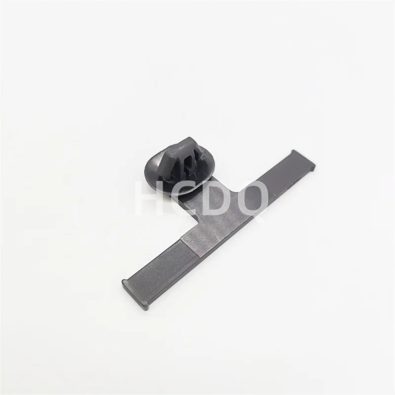 Automotive sheet metal hole aircraft buckle accessories