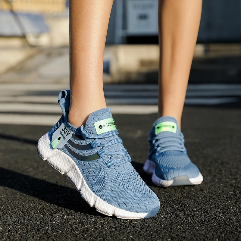 Nők Lezser sportok cipők Lélegezhető Könnyűsúly Surranó csúszásgátló flats kültéri Futóverseny Séta cipők Nőnemű Vulkanizált cipők