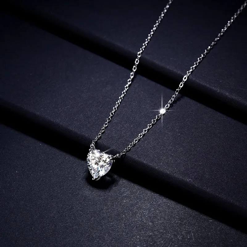 2 CT Heart Moissanite Pendant Necklace