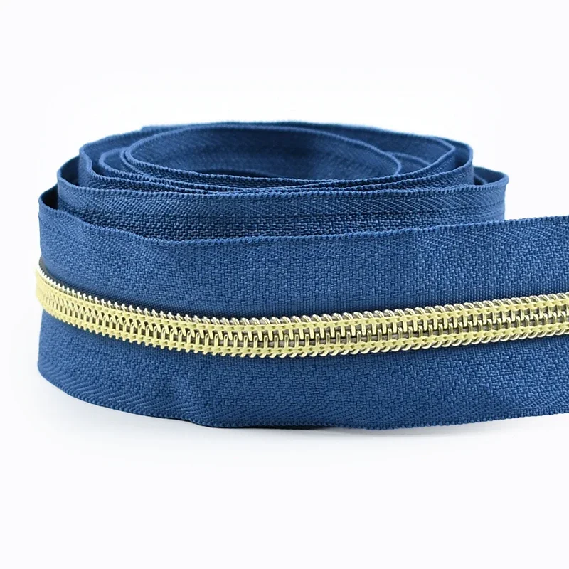 Durable Nylon Zipper for Sewing and DIY Projects