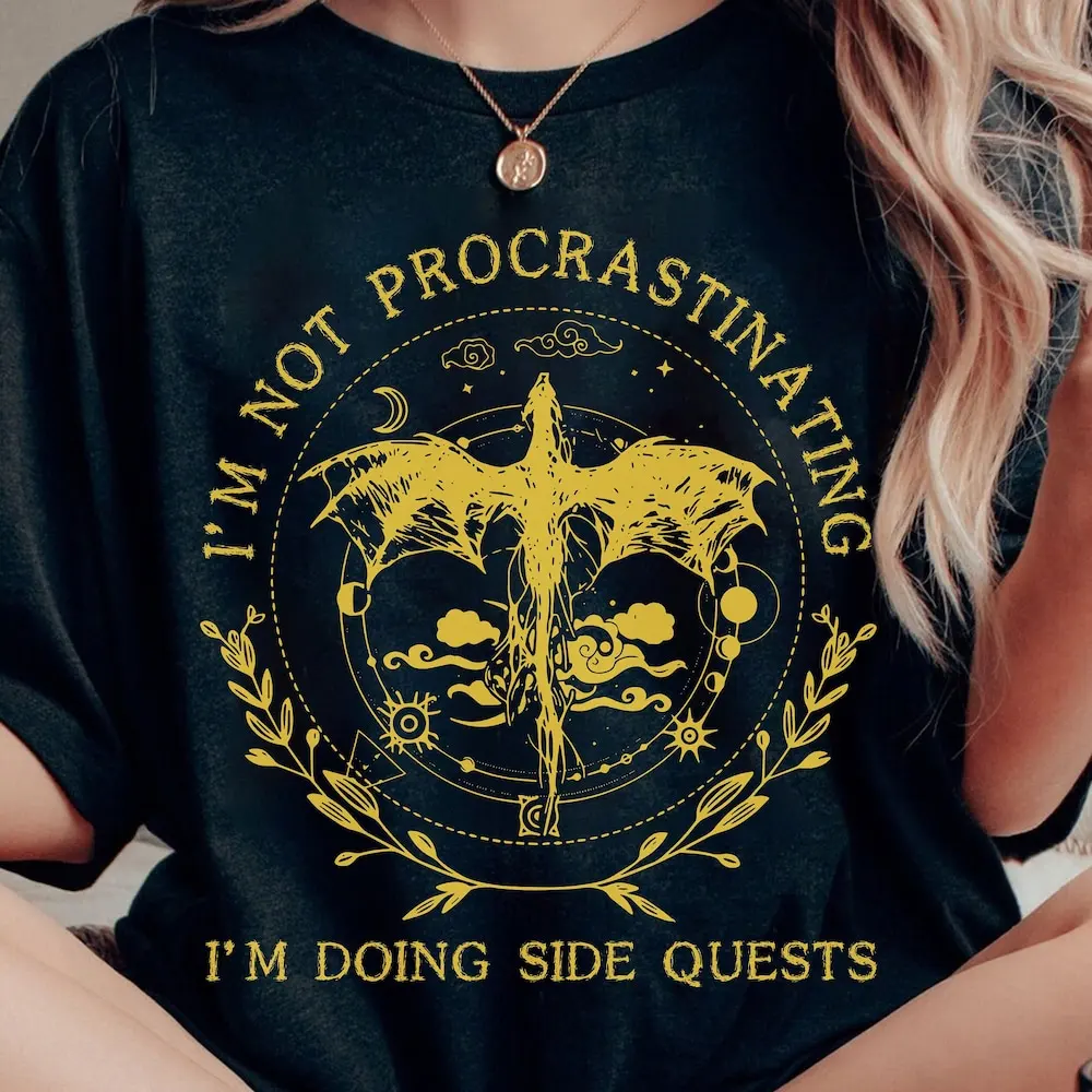 Non Procprocprocrastando Fare Cassettiere Laterali Rpg Gamer T Shirt Dungeon And Dragons Master Perfetto Per I Giocatori
