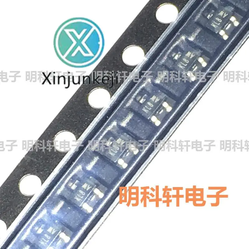 

Оригинальные новые BAT54SW-7-F Silkscreen KL8 SOT323 30V/200mA SMD Schottky Diode, 50 шт.