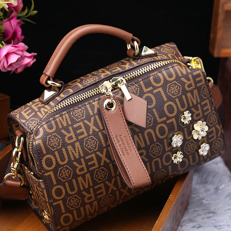 

100% Genuine Leather Shoulder Messenger Bags 2023 New Famous Designer Women Purse and Handbags Luxury Fashion High Quality Bags