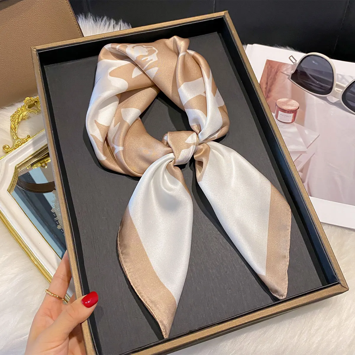 2025 New Fashion 70X70cm Printed Women's Scarf Silk The Horse Scarf Square Shawl Decorative Headband Neck Luxury Design Bandana