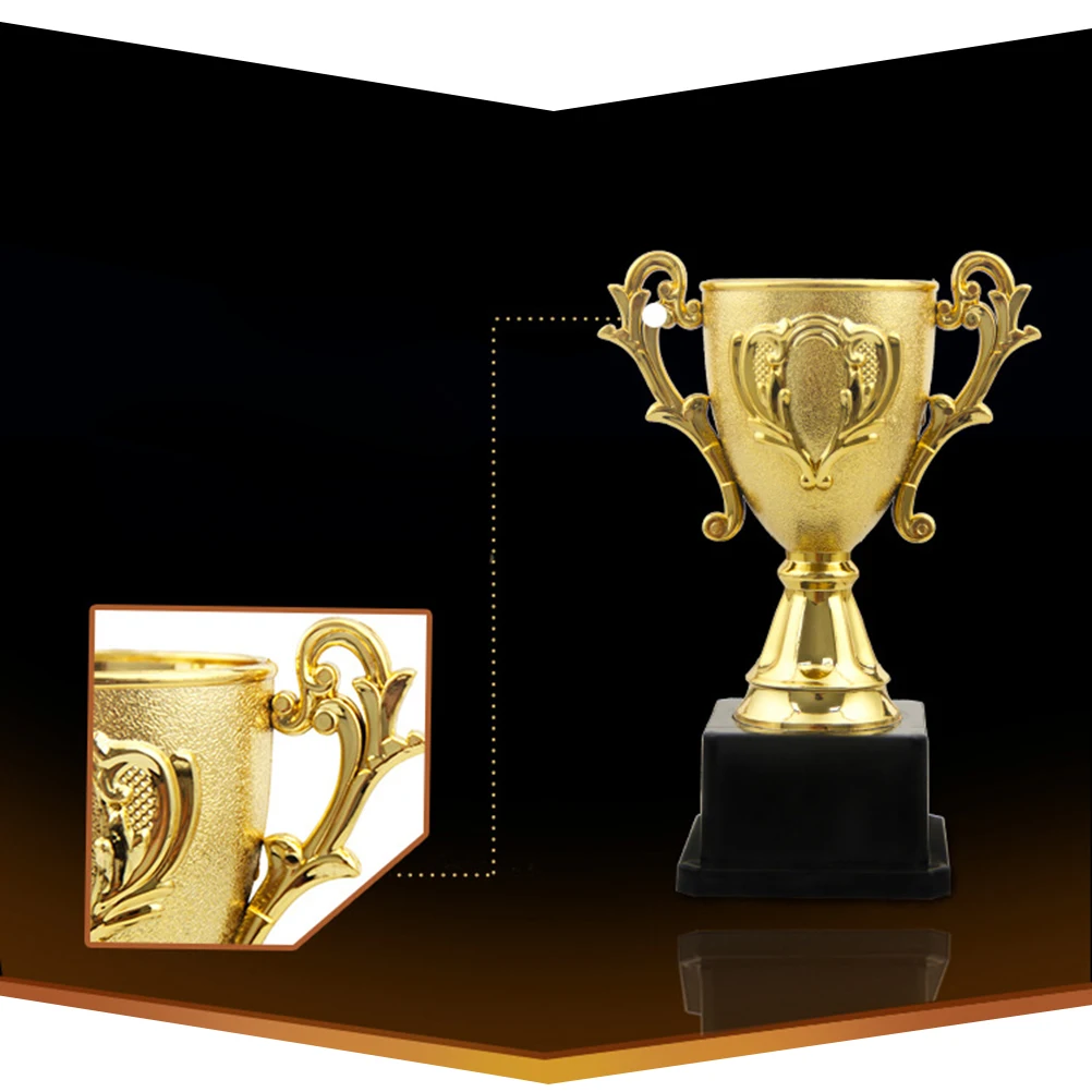 1PC 14.3cm Plastic Kids Kids Baseballs Sports Competitions Award Winner Trophy Football with Base for School