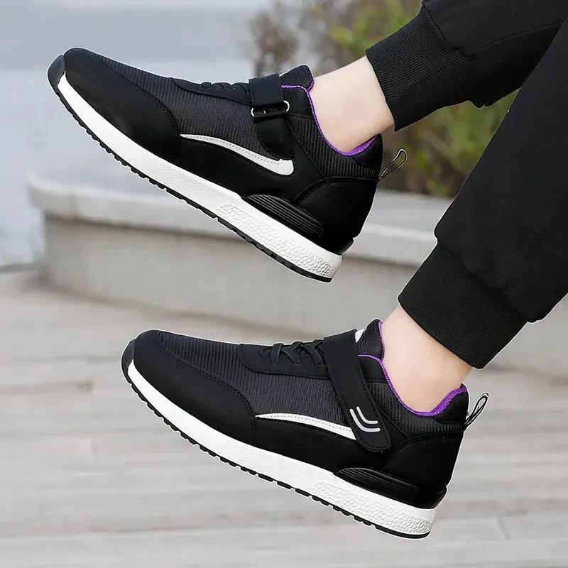 Autumn Women&lsquo;s Breathable Mesh Soft Sole Sports Casual Anti Slip Lightweight Walking Shoes walking shoes