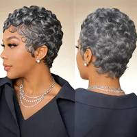Perruque ondulée courte en cheveux humains Remy de 6 pouces avec frange |   Perruque 150 % de densité, entièrement fabriquée à la machine, facile à porter au quotidien et pour les fêtes 3