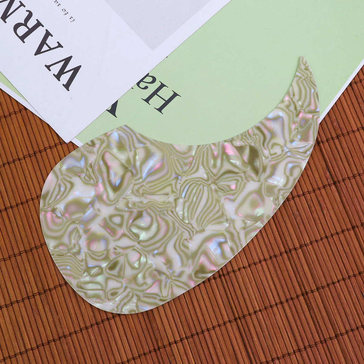 

Guitarss Pickguard Water drop Shape Durable Anti-Scratch Self-adhesive Guard Plate Guitarss Pick Guard Sticker