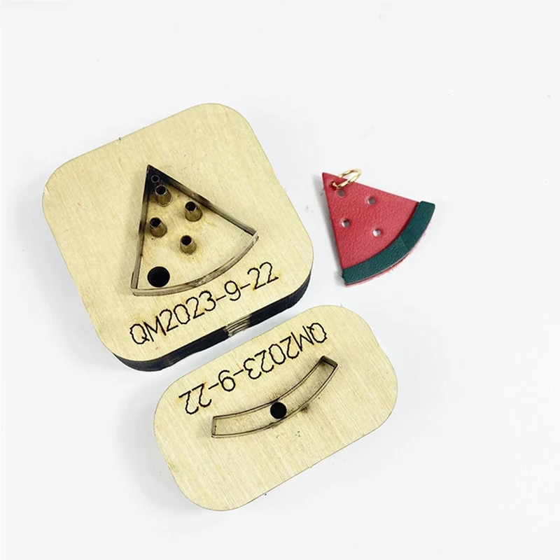 

DIY Watermelon Keychain Pendant Charms,Customized Leather Die Cutting Template,Punching Tool,Suitable for Leather,Silicone,Felt