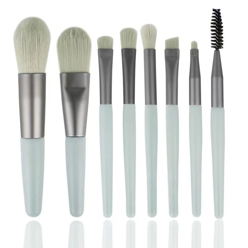 Set di 8 mini pennelli per il trucco NewFace.Beauty - Set di strumenti per il trucco portatili con setole morbide per principianti - immagine 5