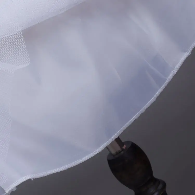 3887565610_898390851