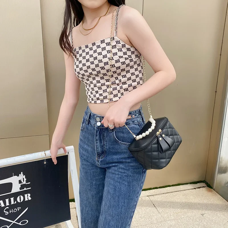 Single Shoulder Crossbody Bags with A Hundred Models of Women's Bags Design Senior Sense of Pearl Handheld Chain Makeup Bag