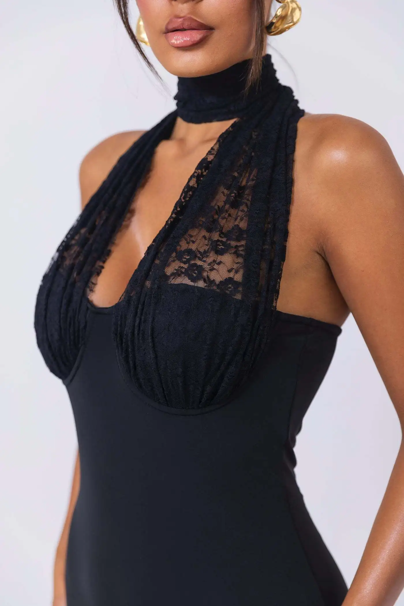 Sexy Hanging Collar Lace Patchwork Deep V Evening Dress Women Elegant Backless Party Club Vestido Autumn/winter New