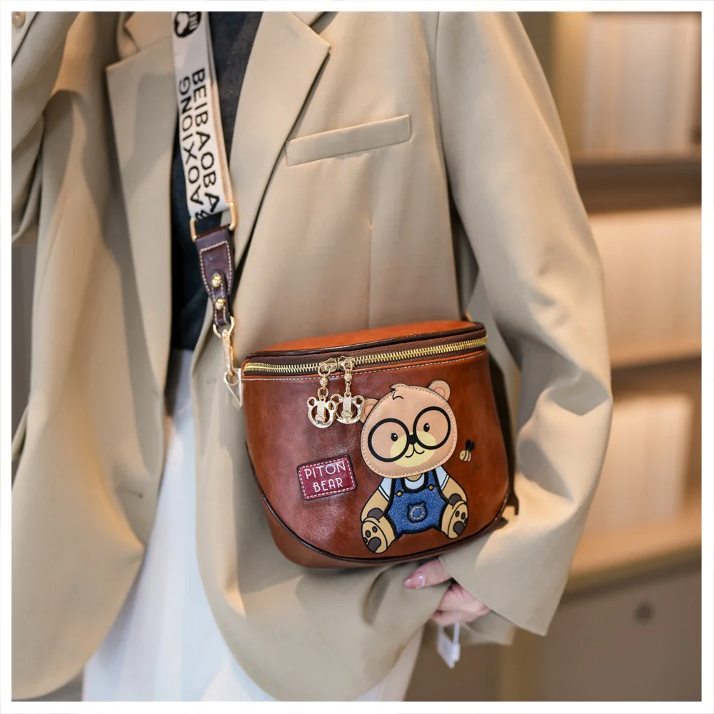 Single Shoulder Crossbody Bag Large Capacity Women's Bag Versatile Casual Women's Chest Handbag