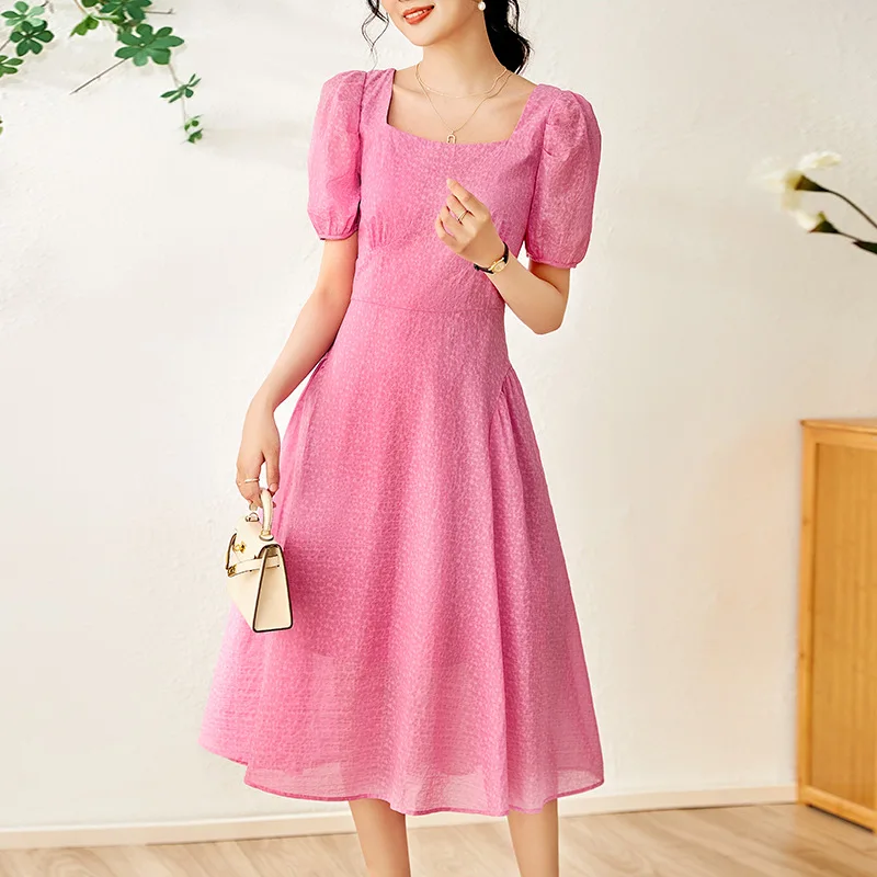 

2023 Summer New French Bubble Sleeves Square Neck Style Celebrity Hepburn Style Wrapped Waist Slim Dress Pink