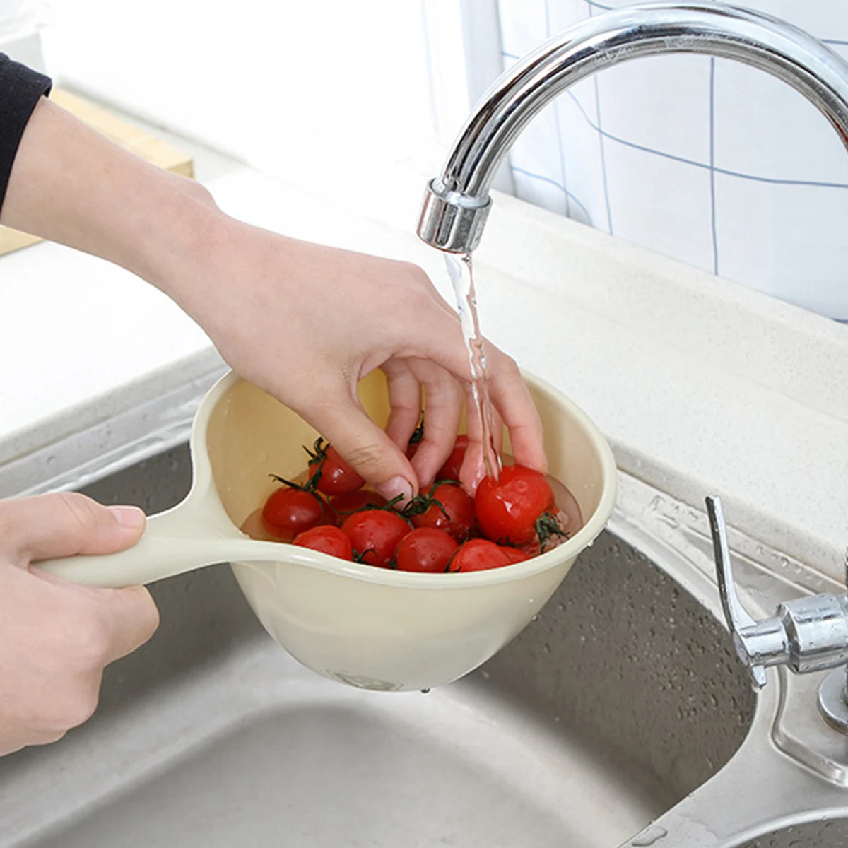 1Pc Plastic Shampoo Spoons Water Cup Bath Scoop Japanese Style Water Ladle Home Bathroom Dipper Handle Hair Washing plastic water ladle