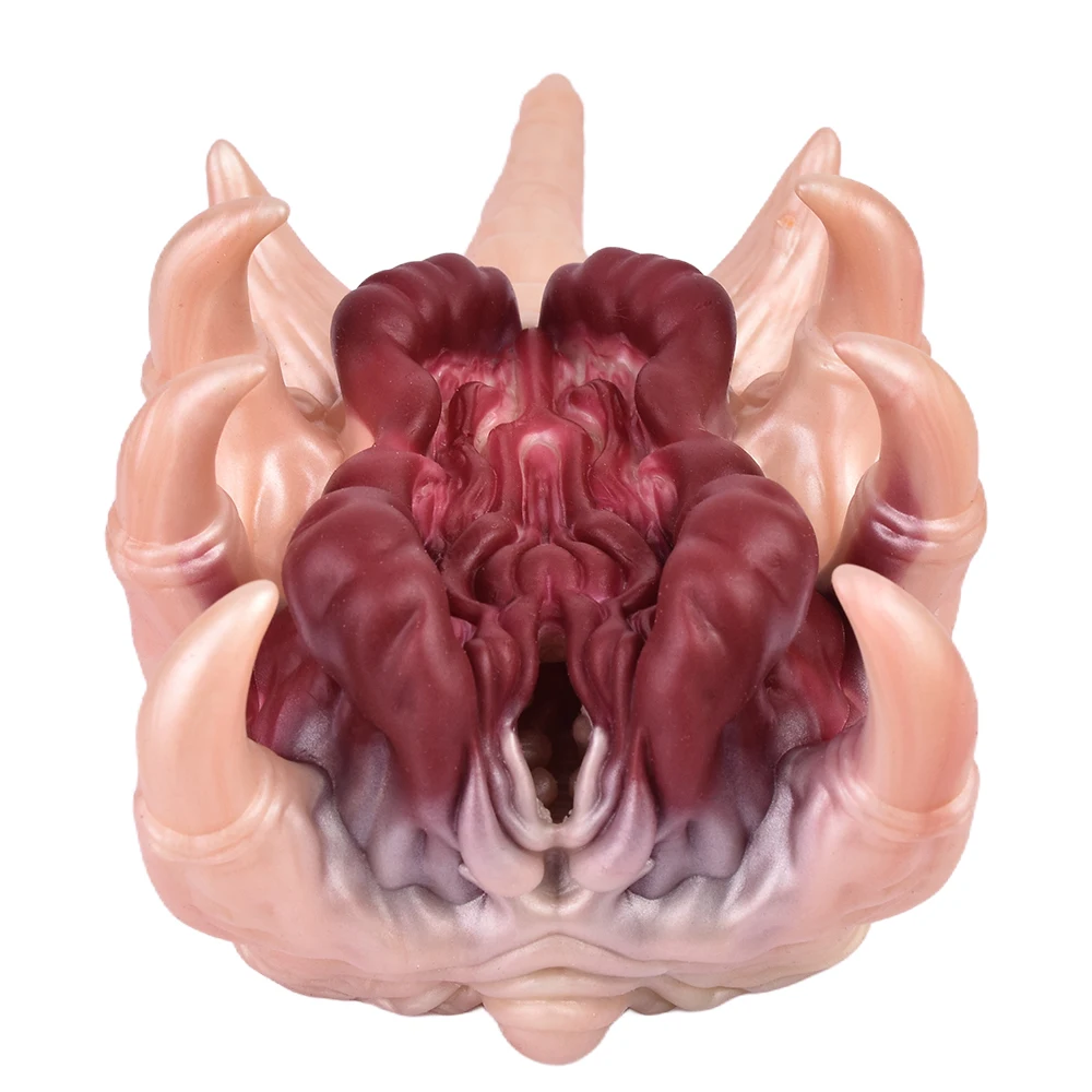 Кішкентай қызыма шілтер өте сексуалды көрінді.