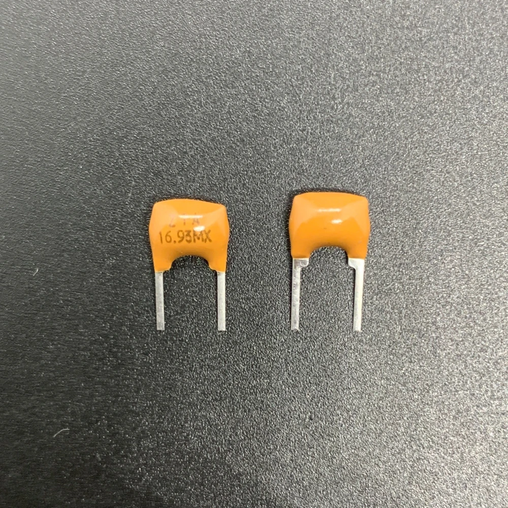 50PCS/ original Jiakang ceramic crystal oscillator ZTA16.93MX 16.93MHZ 16.93M straight-in two-legged ceramic oscillator