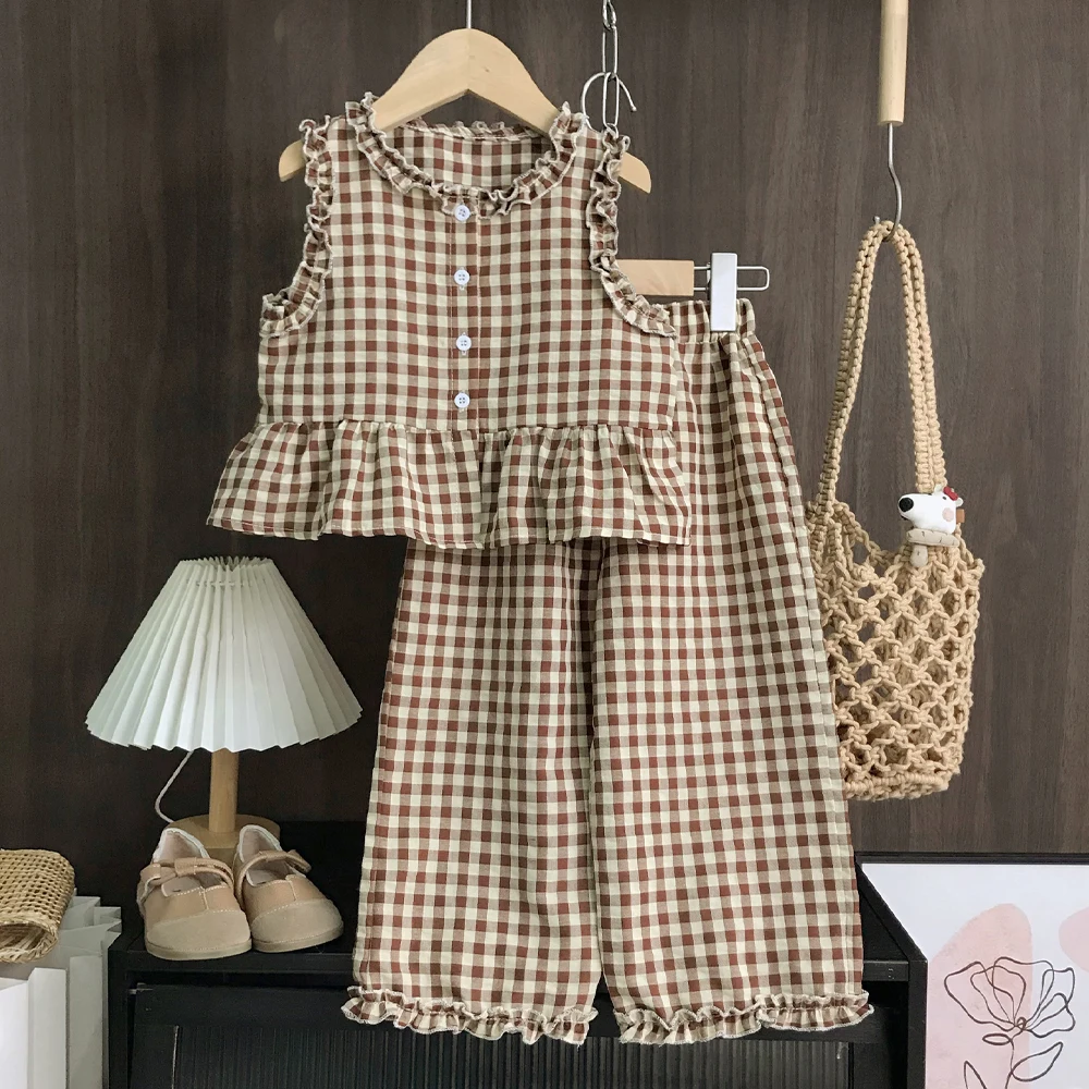 Chic Pink Girl's Summer Two-Piece Set with Sleeveless Top and Casual Pants
