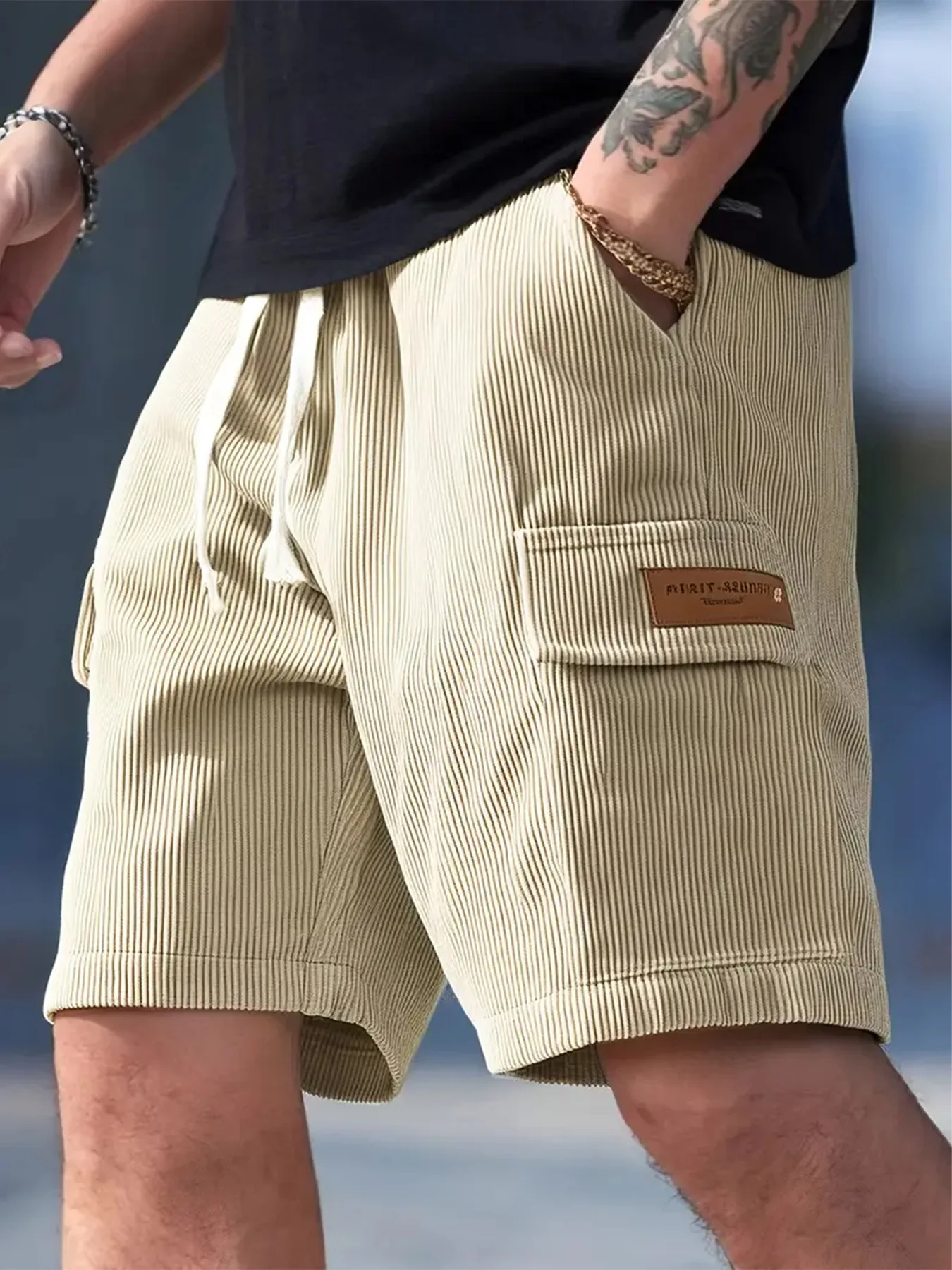 Trendy Streetwear Men Striped Knee Length Shorts Loose Fit Versatile Five Inch Casual Short Pants for Summer Daily Outfit 2