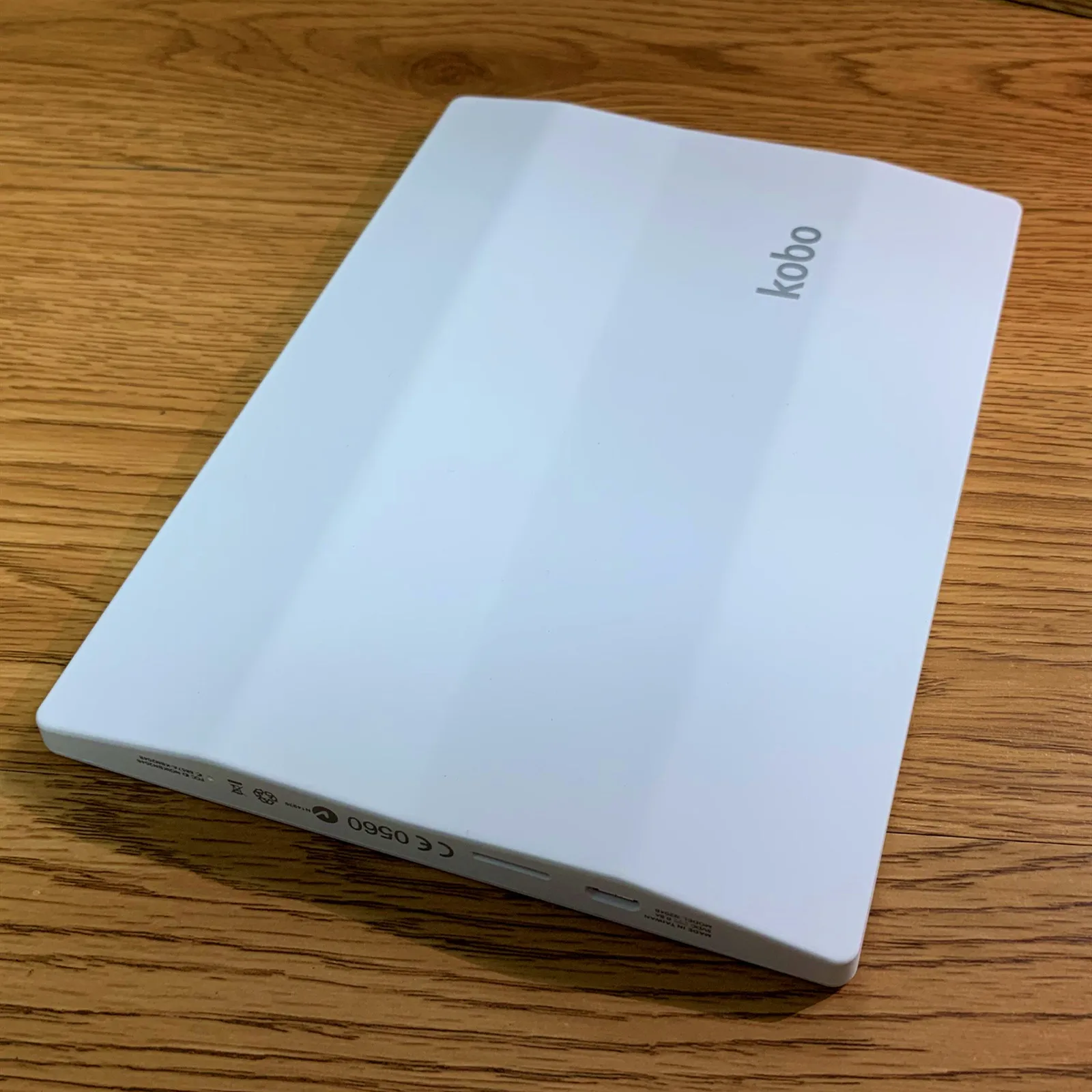 Kobo Aura HD 6,8 "N204 новая электронная книга onyx 1440x1080 пикселей ...