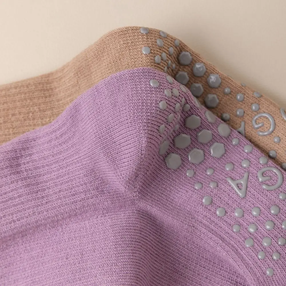 Polyester Yoga Socks with Silicone Grip for Women