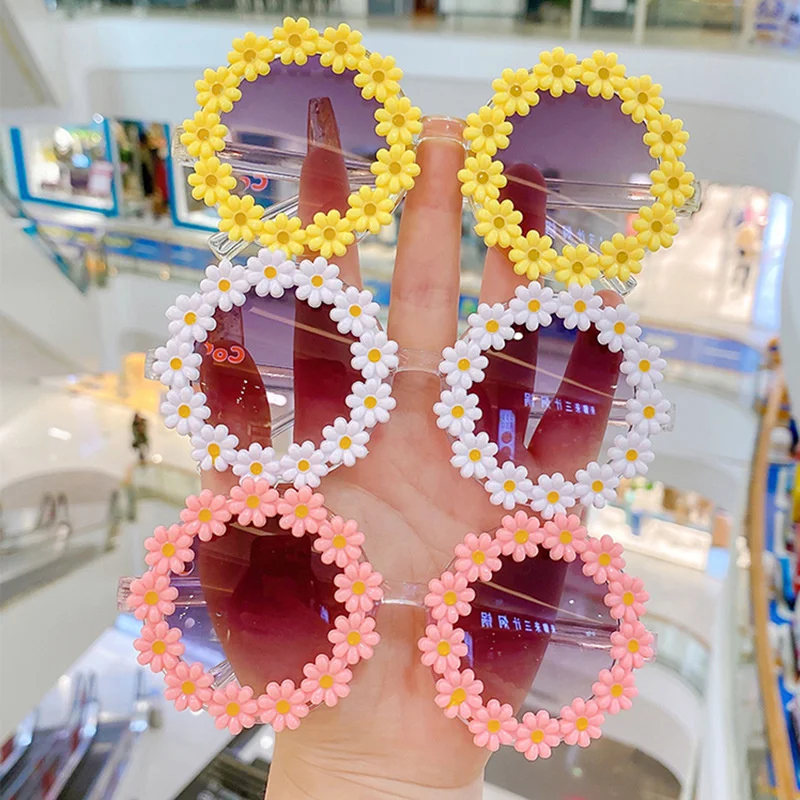 Óculos de sol com flor margarida para mulher uv400 redondos_voghion.com