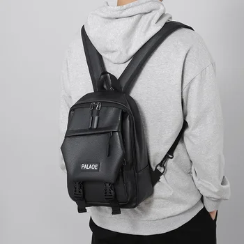 Mini Zaino da uomo Moda Piccolo Uomo Multifunzione Borsa da petto Zaino da viaggio Zaini da viaggio Zaino da uomo 2024 Pu Bagpack in pelle