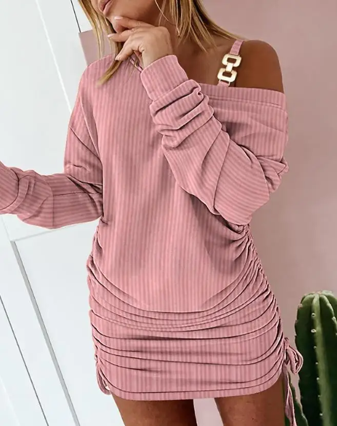 

Dresses for Women Casual Long Sleeve Cold Shoulder Velvet Drawstring Ruched Chain Decor Fashion Mini Dress 2023 Autumn Clothes