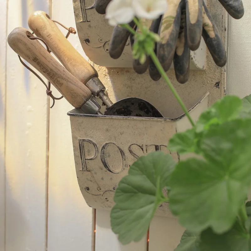 Outdoor Wall Mounted Mailbox Metal Letter Box French Rural Style Wind Storage Box Home Decoration Leaving Message wall mounted mailbox