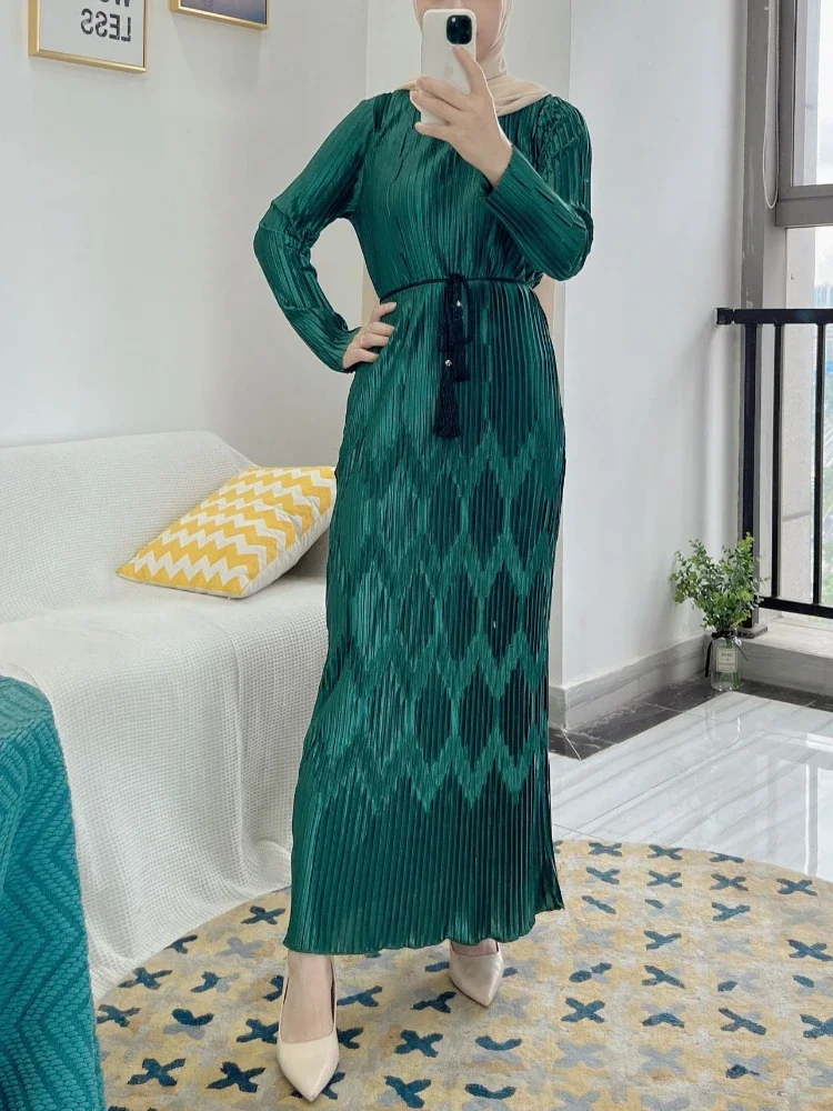Modest Dresses for Muslim Women Under Abaya Dubai Luxury Long Pleated Arabic Dress Turkish Islamic Clothing Robe Longue Vestidos