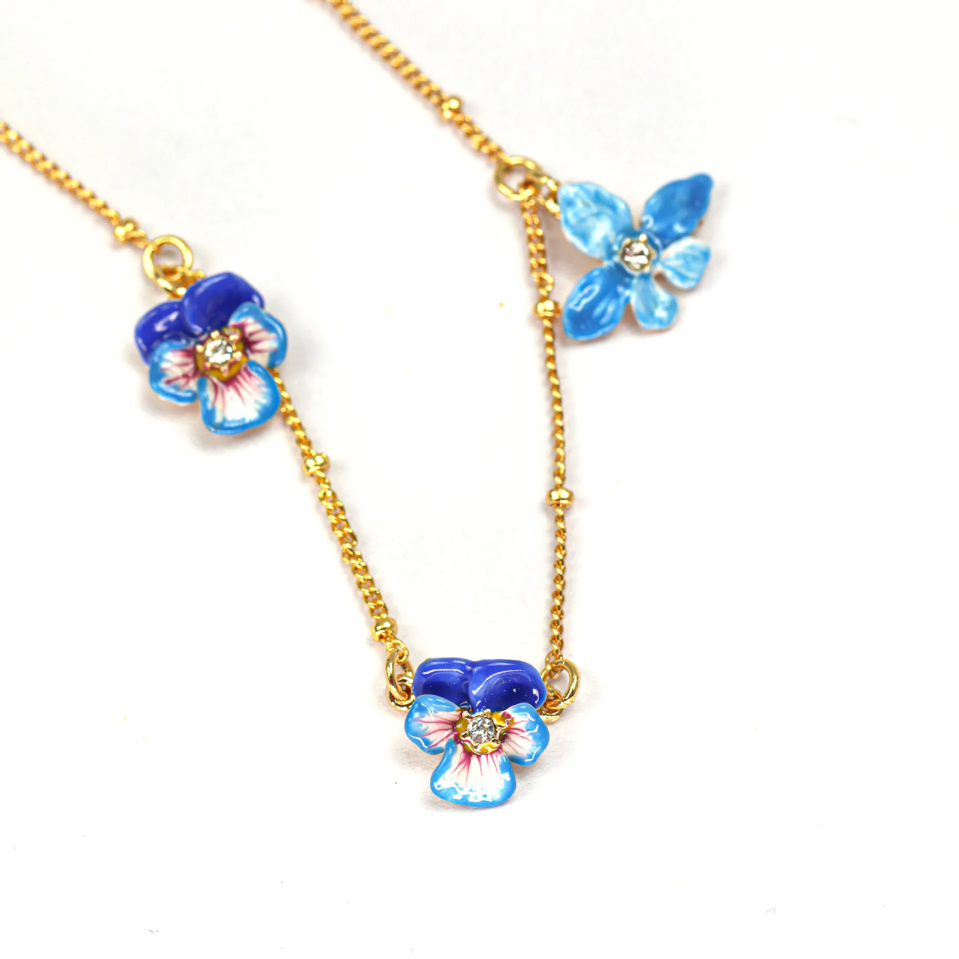 

2023 New European and American Style Simple Hand-painted Enamel Necklace Pendant Fashion Personality Temperament Flower Necklace