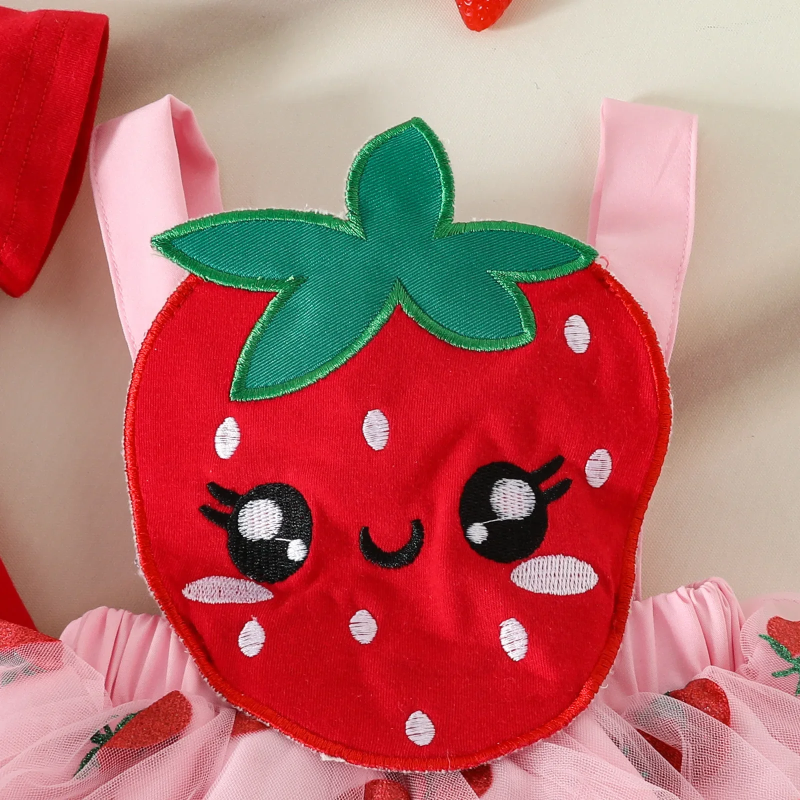 Abbigliamento alla Moda per Bambine, Body Rosso + Vestito con Cuori e Fragole Cartoon, Set Estivo per Neonata - immagine 3