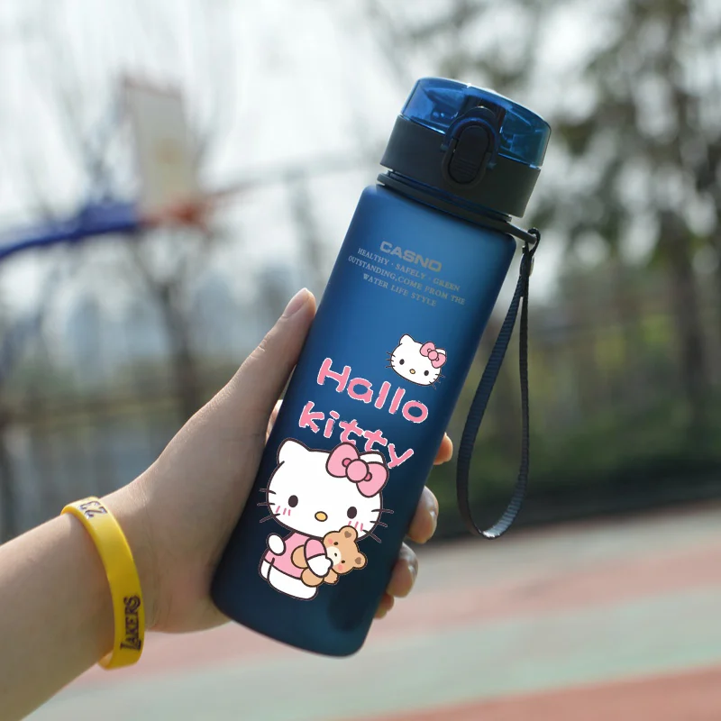 

Sanrio 560ML Water Cup Hello Kitty Children Portable Plastic Cartoon Kuromi Melody Outdoor Large Capacity Sports Water Bottle