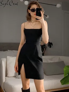 Sylcue Summer Daily Joker European And American Wind Flat Mouth Clavicle Fine Shoulder Strap Waist Show Thin Halter Dress 1