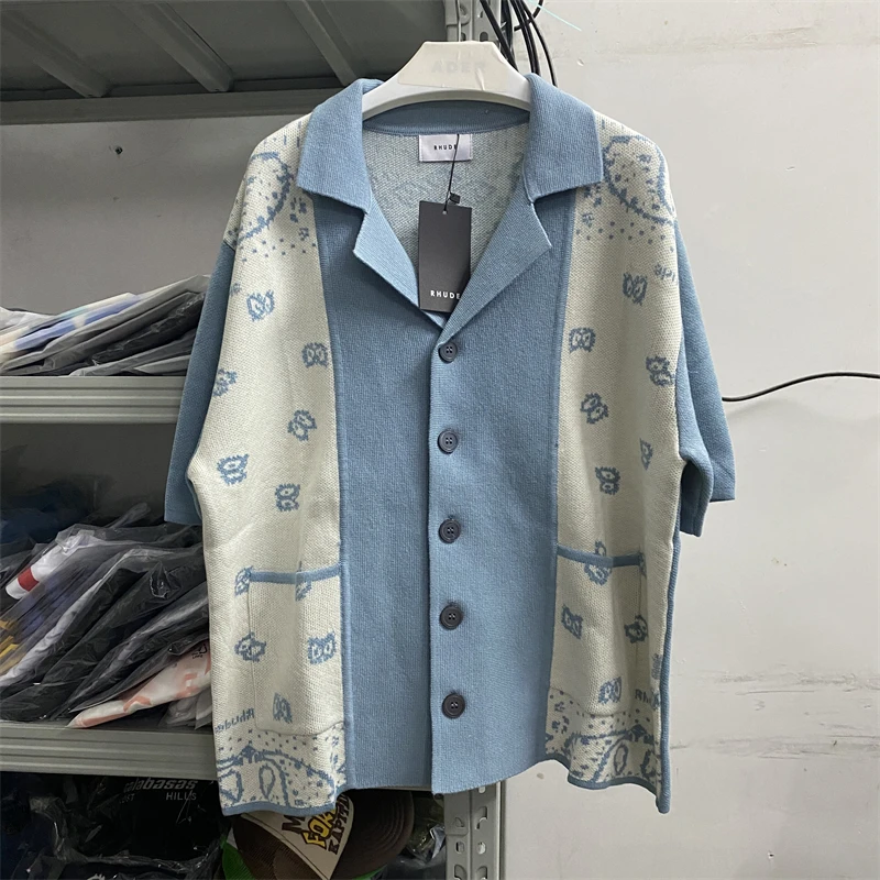 

23SS Hip Hop Short Sleeve Rhude Jacquard Sweater Men Women 1:1 Best Quality Cardigan Patchwork Sweatshirts Goth