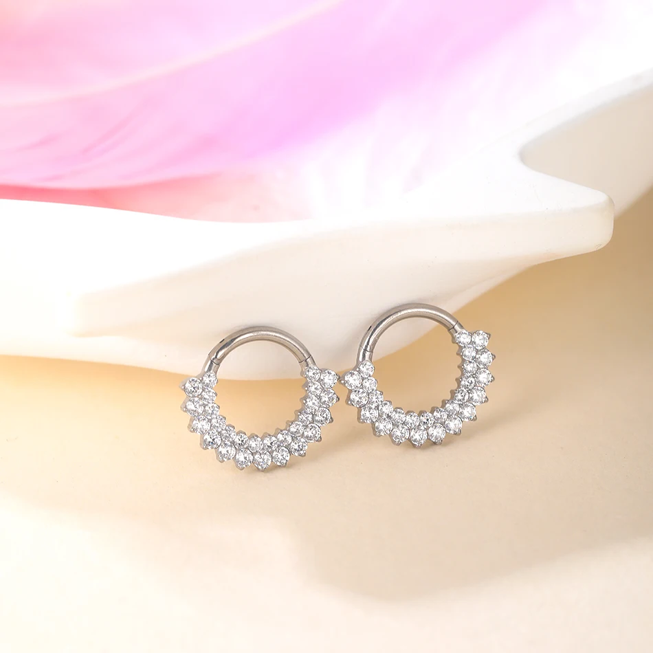 1Pc 티타늄 CZ Septum Clicker 힌지 세그먼트 코 링 후프 Daith 귀걸이 연골 Conch Tragus Septum 코 피어싱 쥬얼리