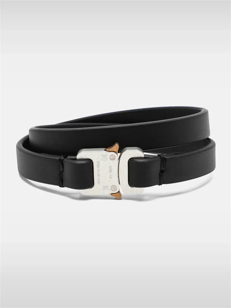 

Genuine Leather Collar Necklace for Men and Women Titanium Steel Lock Buckle Spliced Cowhide Bracelet